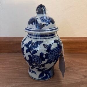 Small Blue and White Hand Painted Floral Ceramic Ginger Jar - Brand New